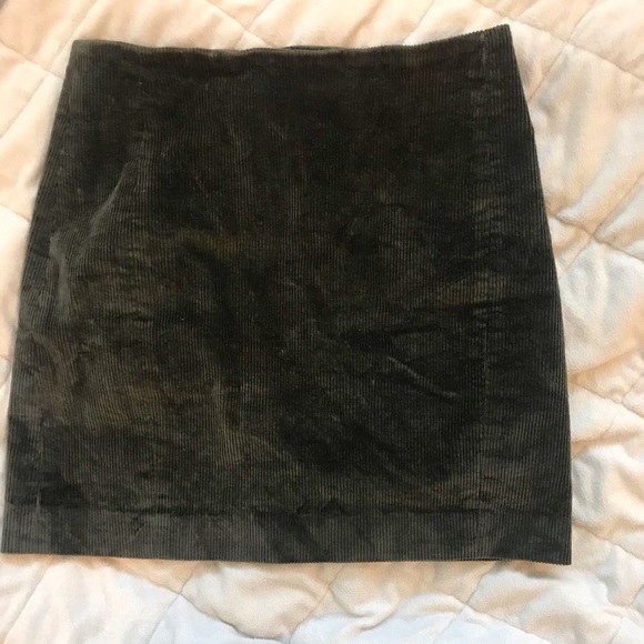 Aritzia Sunday Best Lyra Skirt - Picture 1 of 4